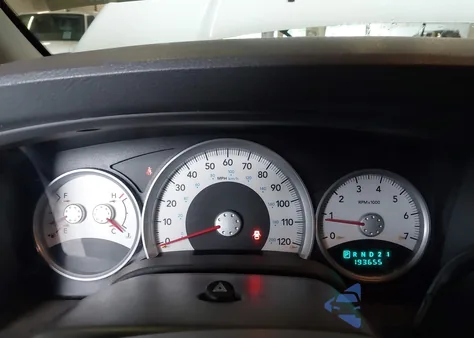 2005 Dodge Durango Slt from USA, damaged, VIN 1D4HB48DX5F555461